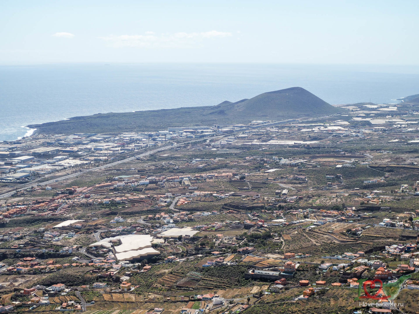 Вид на вулкан Montaña Grande. Март 2022, хайкинг на Тенерифе