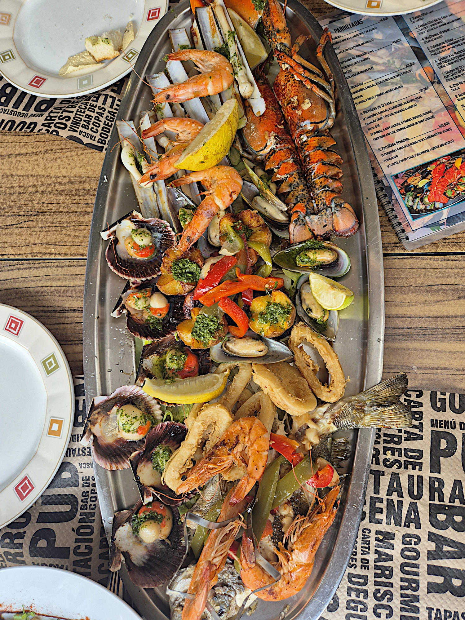Parillada de mariscos - поднос с морепродуктами